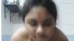 Horny Tamil Wife Showing