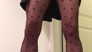 Rubbing my cock in pantyhose tights