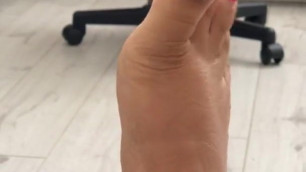The Delicious Feet Of The Bossybritt